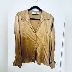 🔥MUST GO!🔥 Worthington 100% Silk Tan Button-Up Blouse